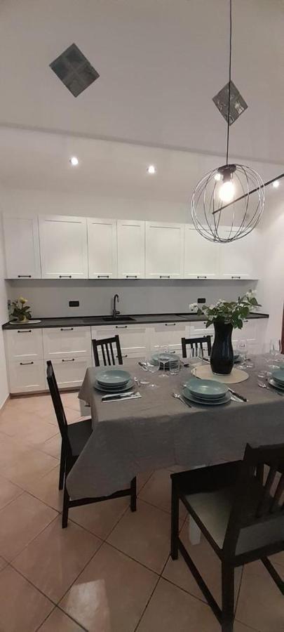 Cortile Tenuta Ferrari מראה חיצוני תמונה
